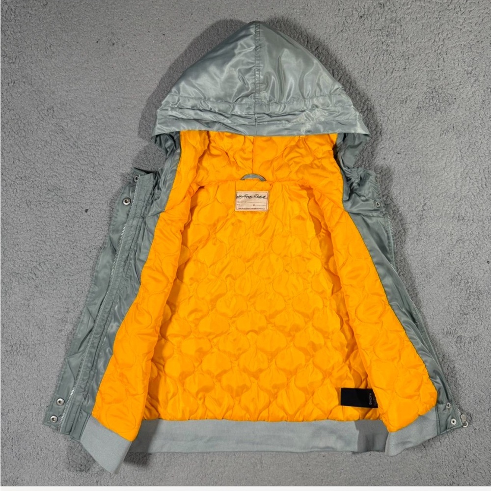 Puffer Jacket - Picture 3 of 6
